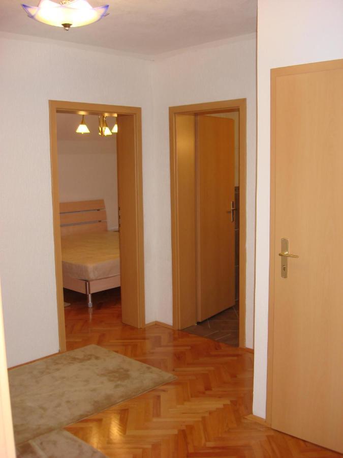 Jani Apartment Приштина Екстер'єр фото