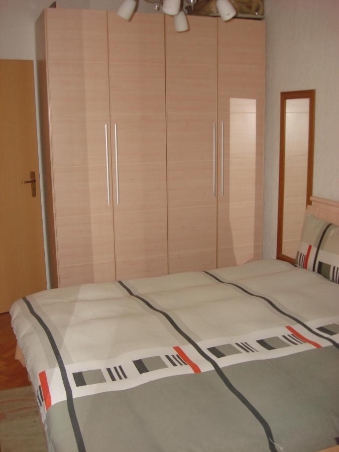 Jani Apartment Приштина Екстер'єр фото
